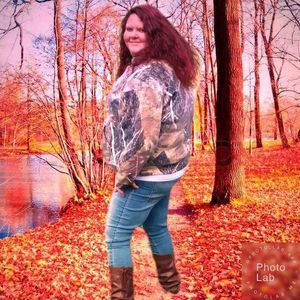 Meet your Posher, Nicole